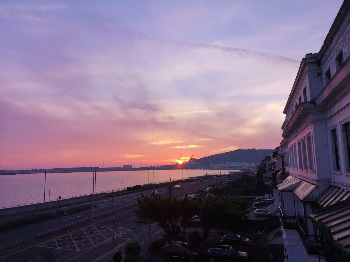 Whole Flat Next To Dover Port With Parking Kültér fotó